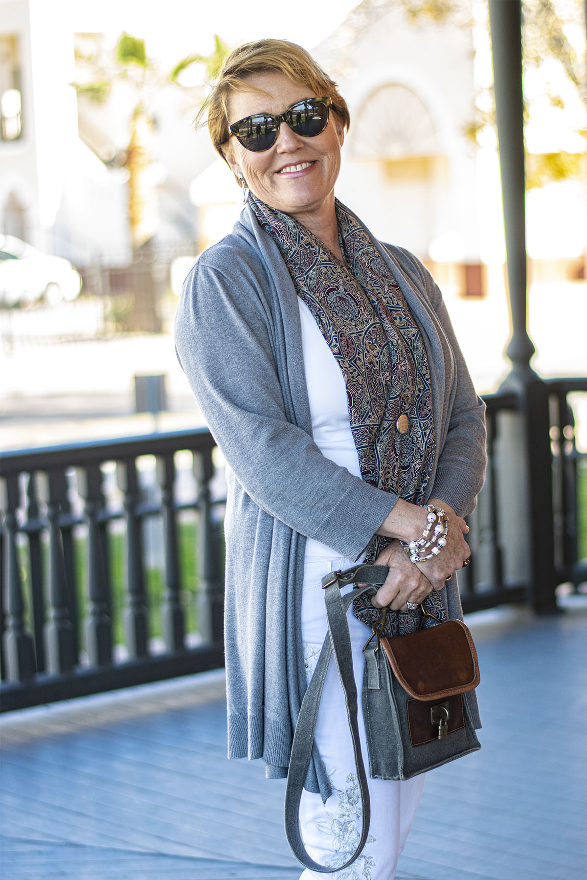 Magnetic scarf clip Clearance